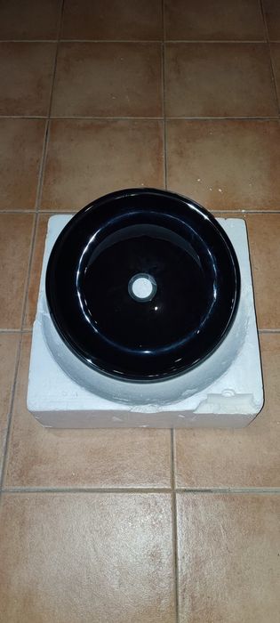 Lavatório de pousar