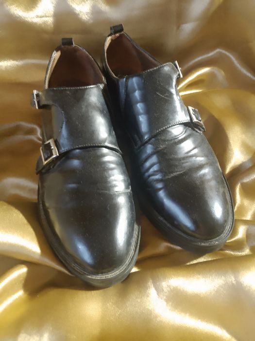 Крутезні туфлі Massimo Dutti  унісекс р.40, устілка 26