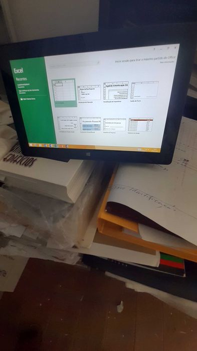 Vendo  SURFACE Com Windows 8 RTI64564039305987124