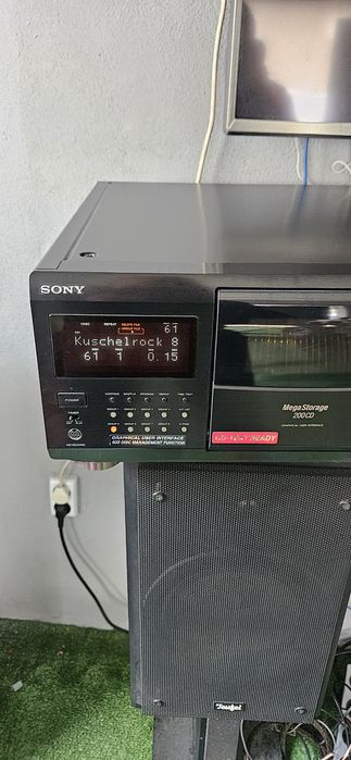 Sony CDP- CX 270