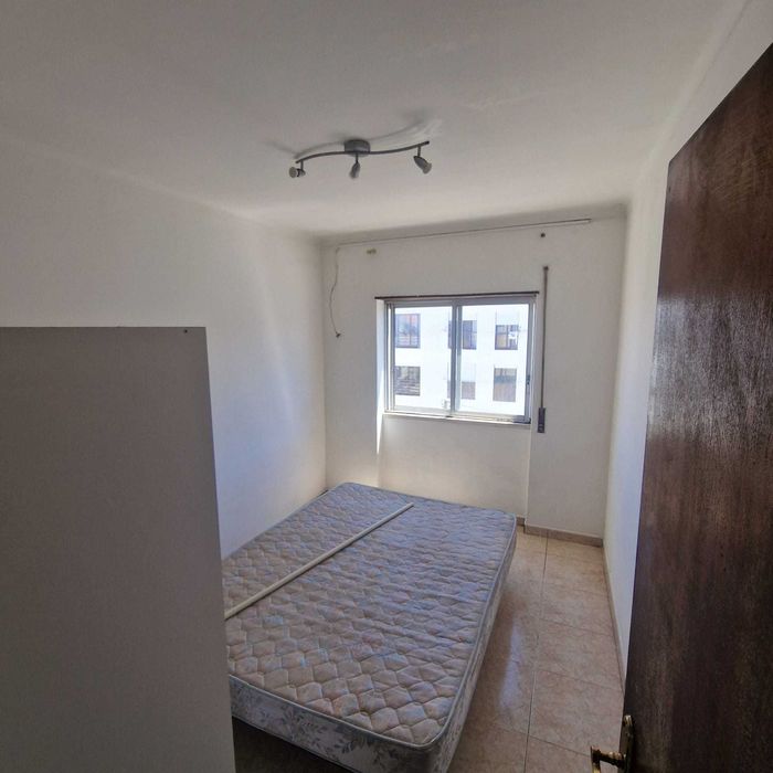 Quarto para alugat