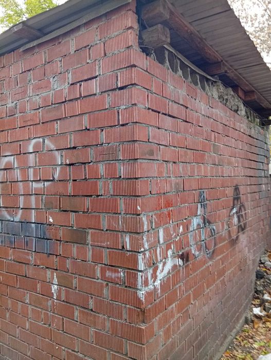 Гараж вул. Гавриленко, між пр. Б. Хмельницького та О. Поля.