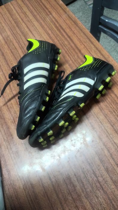 Chuteiras Adidas 11 pro