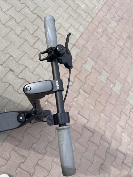 Hulajnoga elektryczna Segwey Ninebot