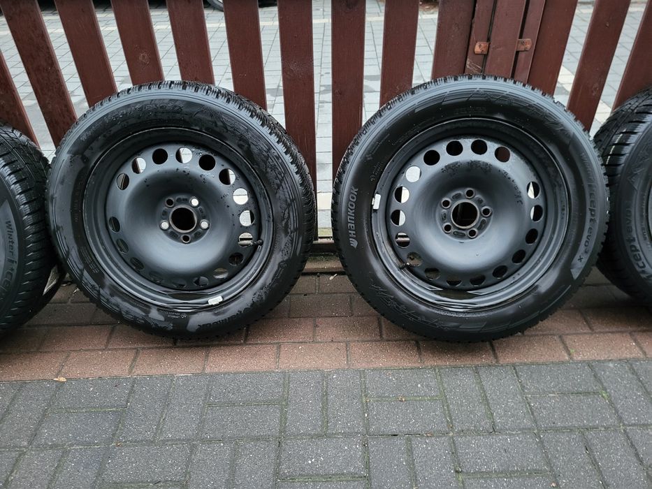 Felgi stalowe 5x108 z oponami 235/55R17 zima