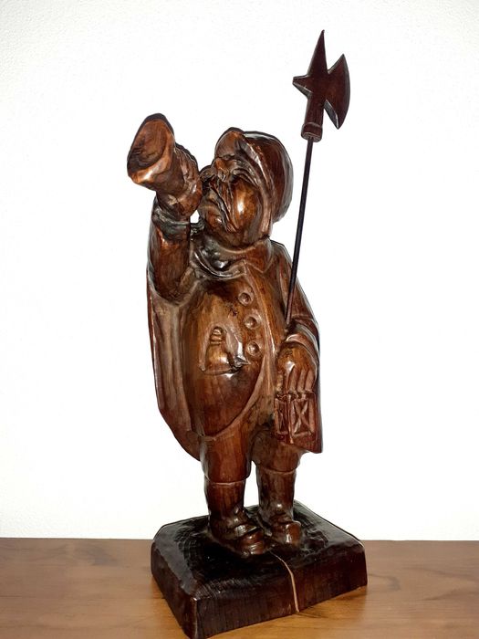 Peças decorativas em madeira