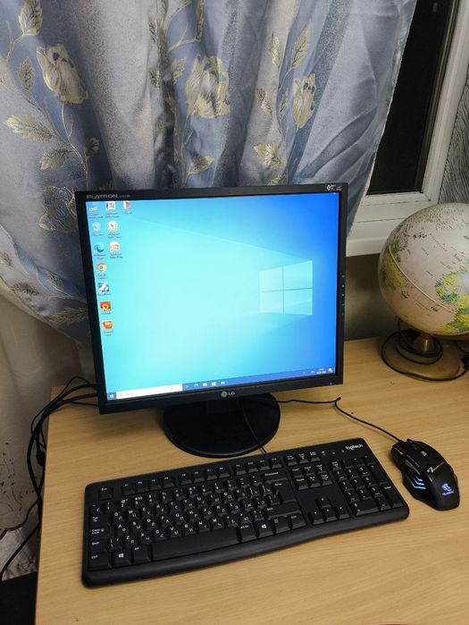 Компьютер монитор системник клавиатура мышка