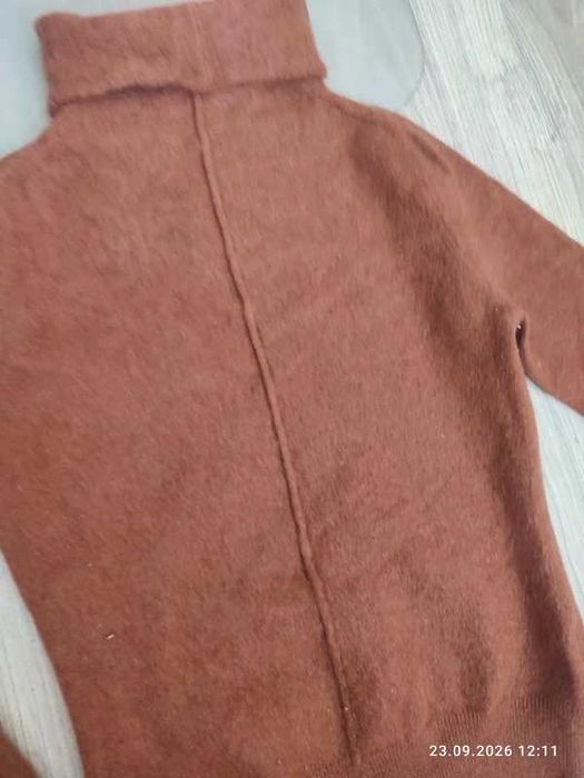 piękny, elegancki sweter w odcieniu brązu rozm. S. 100% kaszmiru