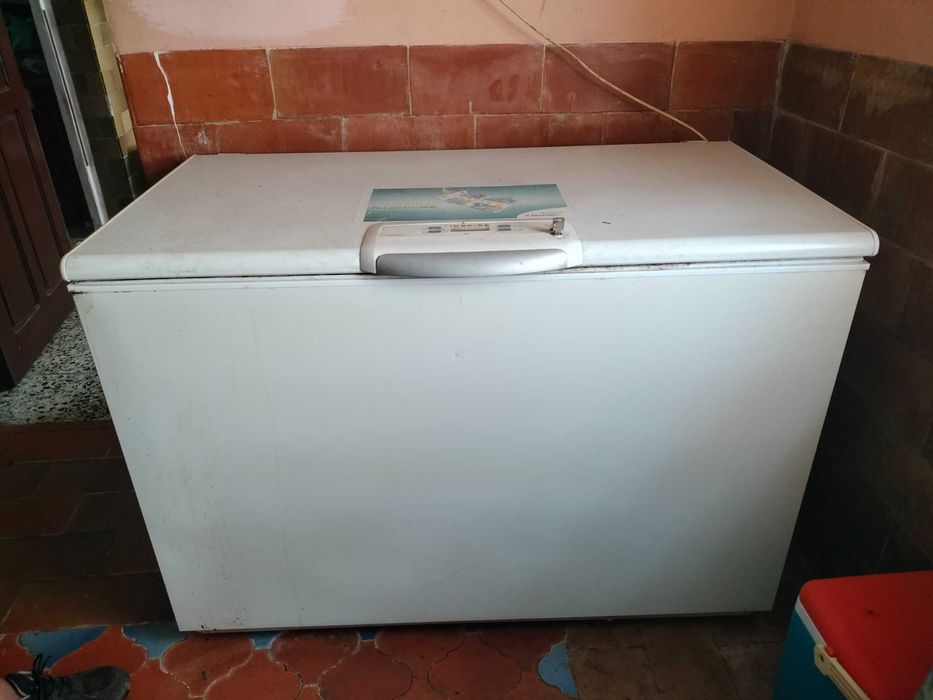 Arca Congeladora 250LT