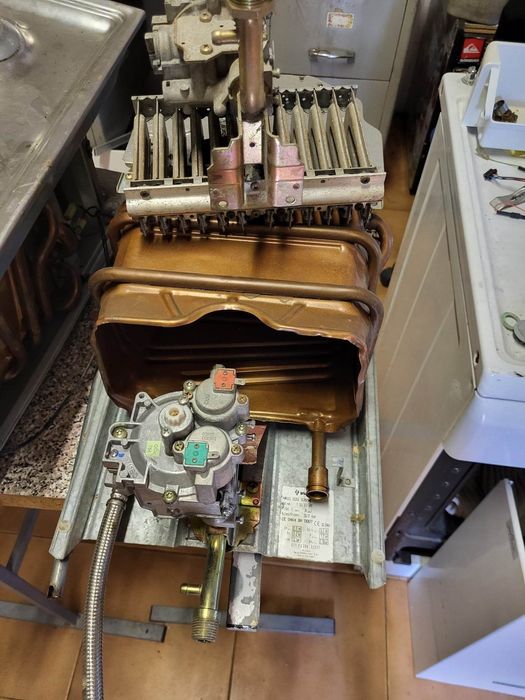 Restauração de esquentadores várias marcas e  deslocação