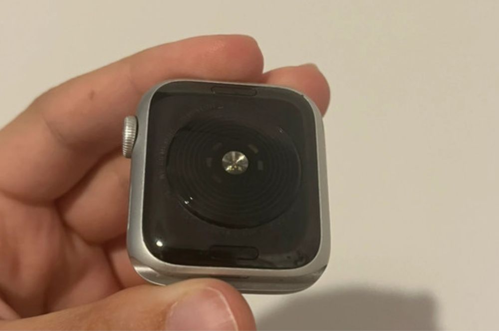 Apple watch SE Nike collaboration 40mm
