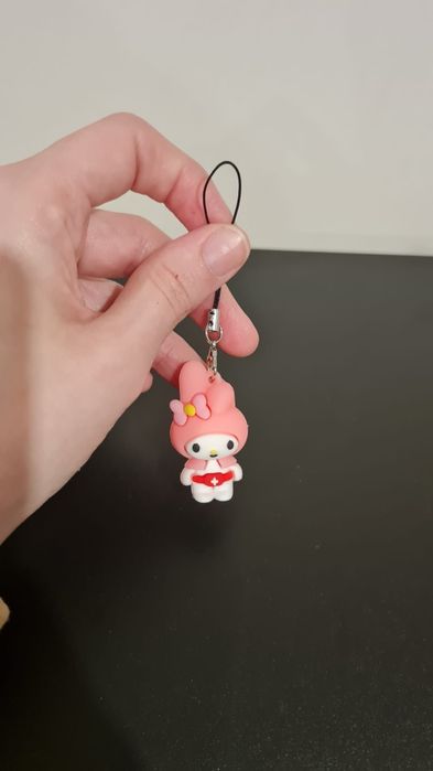 Bolsa com acessórios decorativos Sanrio