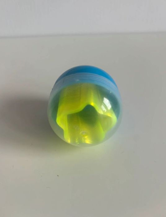 kulki do automatów kapsułka plastikowa z zabawkami mix gumki piłki