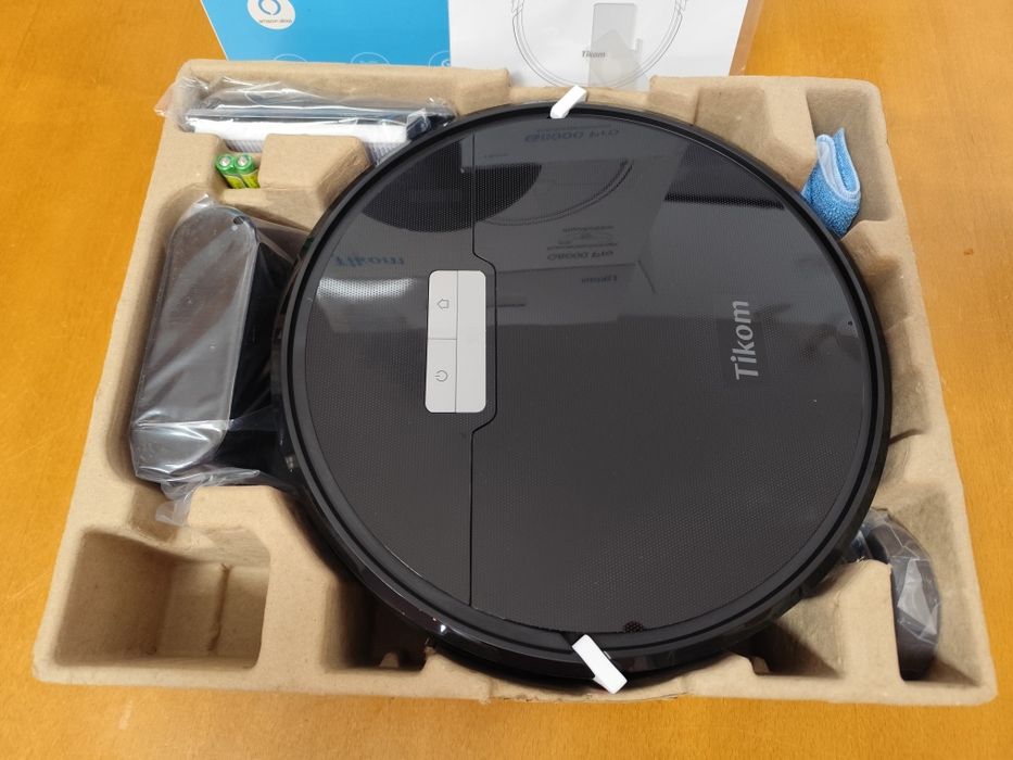 Tikom G8000 Pro odkurzacz robot bezprzewodowy mopujacy.