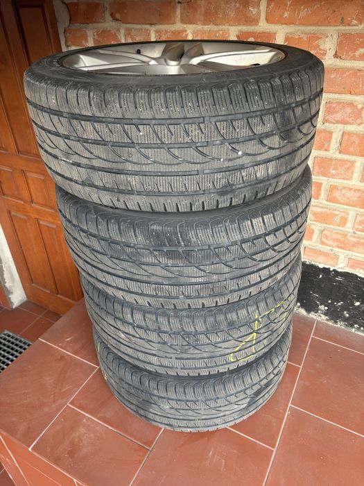 Koła Volvo 235/45/17