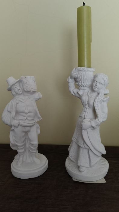 Figurki gipsowe z PRL-U