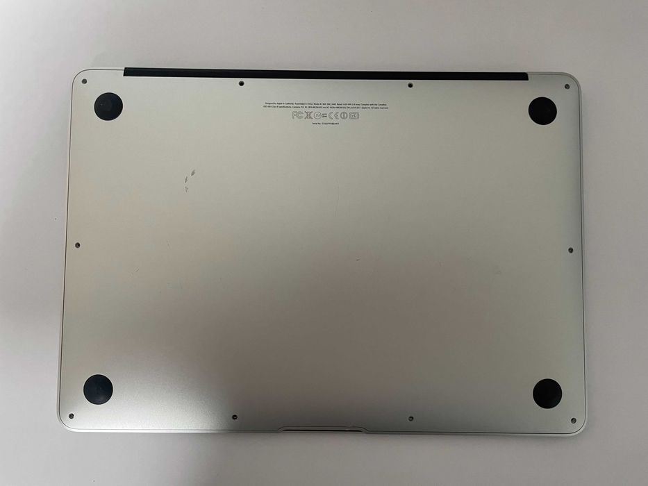 macbook air Модель A1369