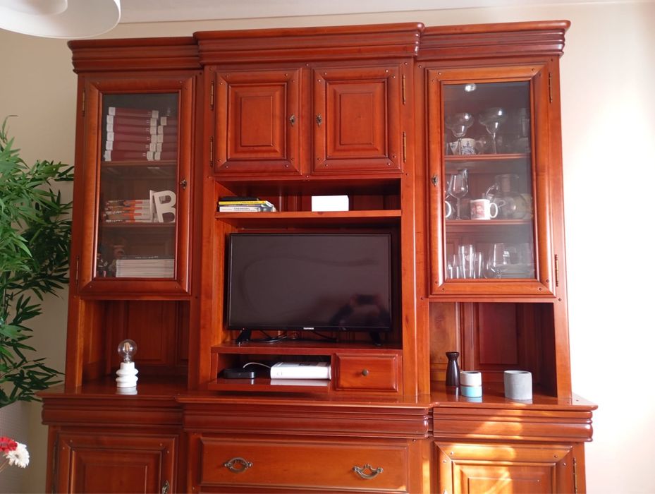 Movel de sala em cerejeira