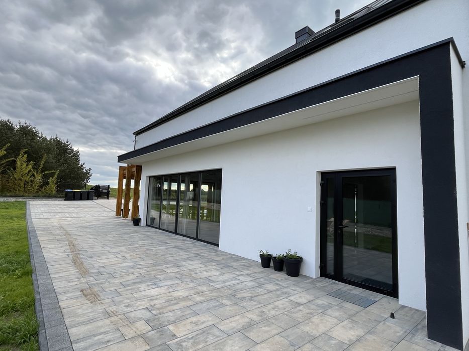 DOM DUŻY nad jeziorem Balia z jacuzzi Sauna