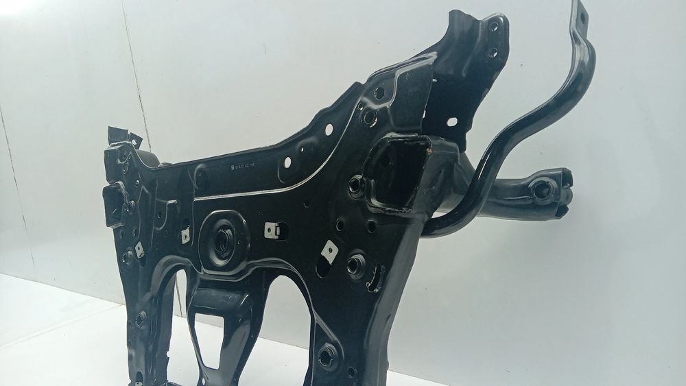 Charriot frente MERCEDES-BENZ GLA (H247)