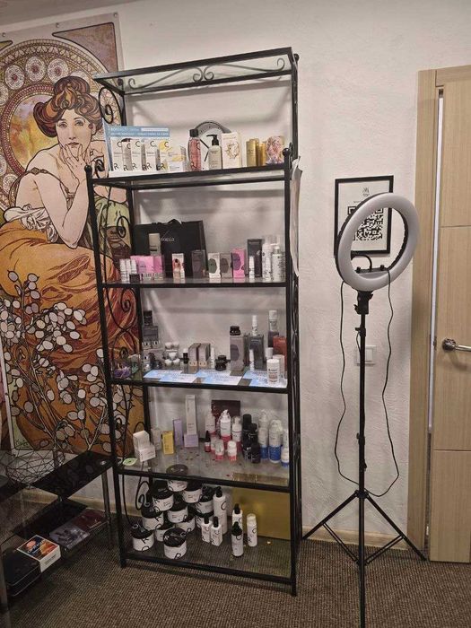 Продаю діючий бизнес на Печерську для дівчинок