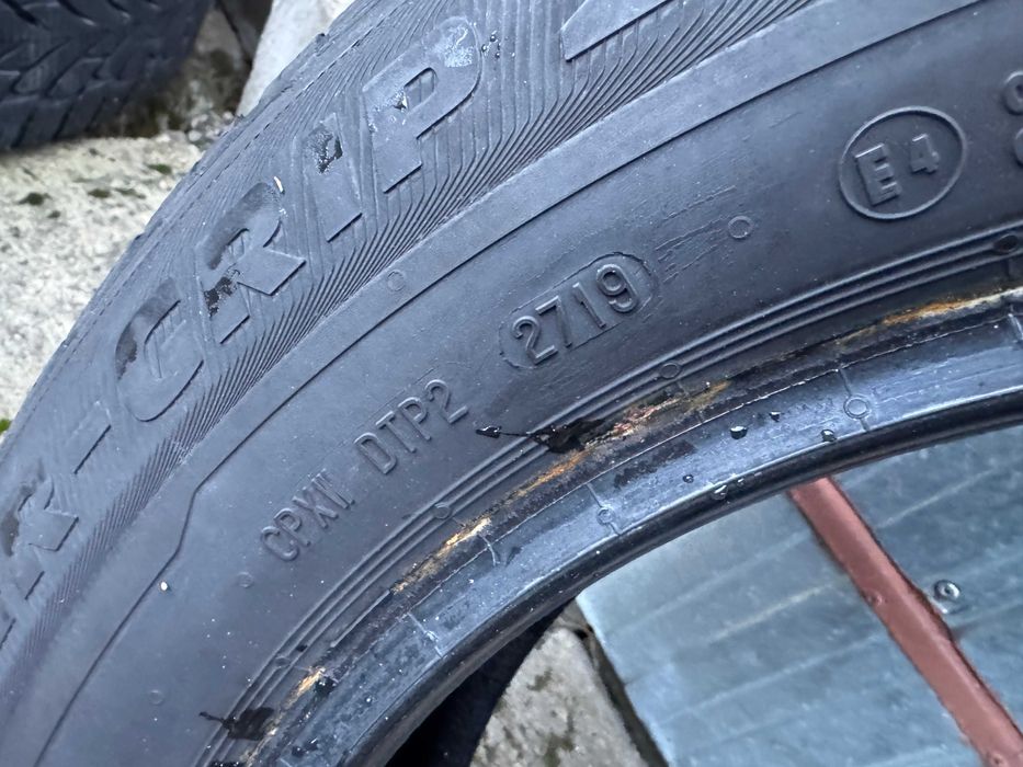 4x opony zimowe 205/60R16 Semperit Master grip 2