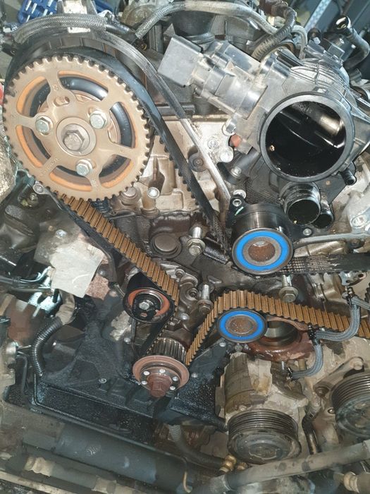 Двигун Range Rover Sport 2.7 V6 (140кВт)