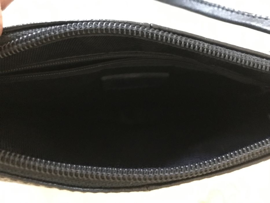 Сумочка від бренду hotter