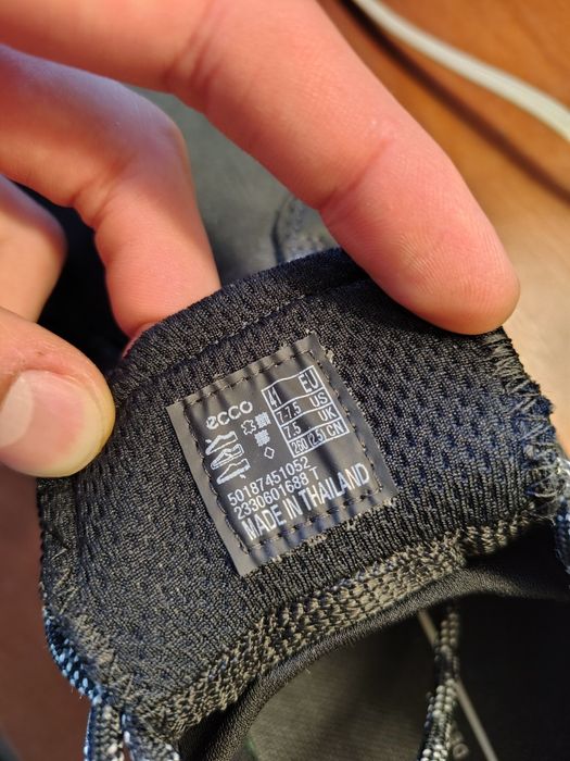 Нові оригінальні чоловічі кросівки ECCO GORE-TEX, 41 розмір