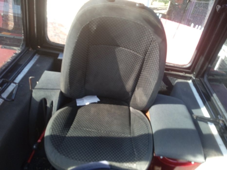 Трактор ЮМЗ 6КЛ з прицепом