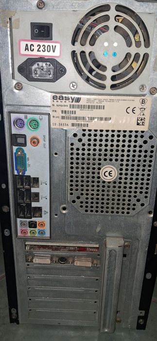 Komputer stacjonarny dla niewymagających lub na części