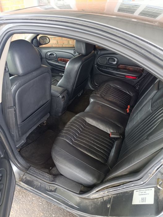 Продам Крайслер 300м