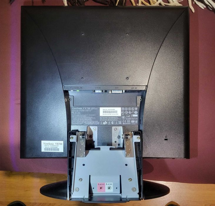 Монітор ViewSonic VX700 (17 дюймів)