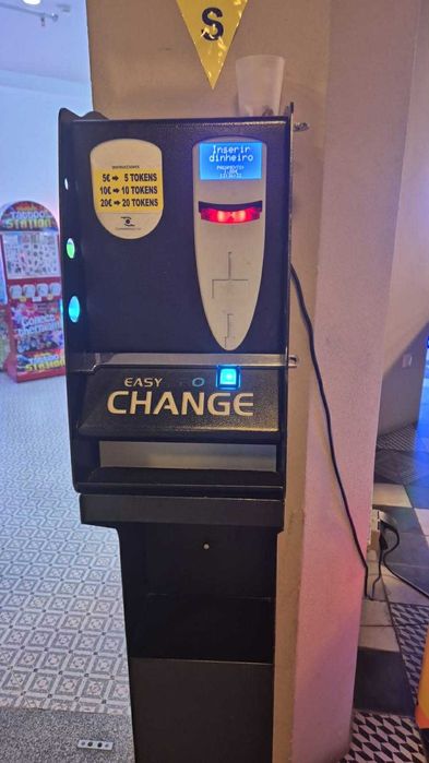 Máquina de trocos/cambios