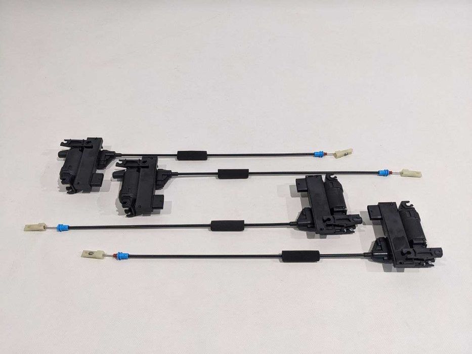 BMW X5 E70 F15 G05 X6 E71 F16 G06 X7 G07 Доводчики дверей дотяжки