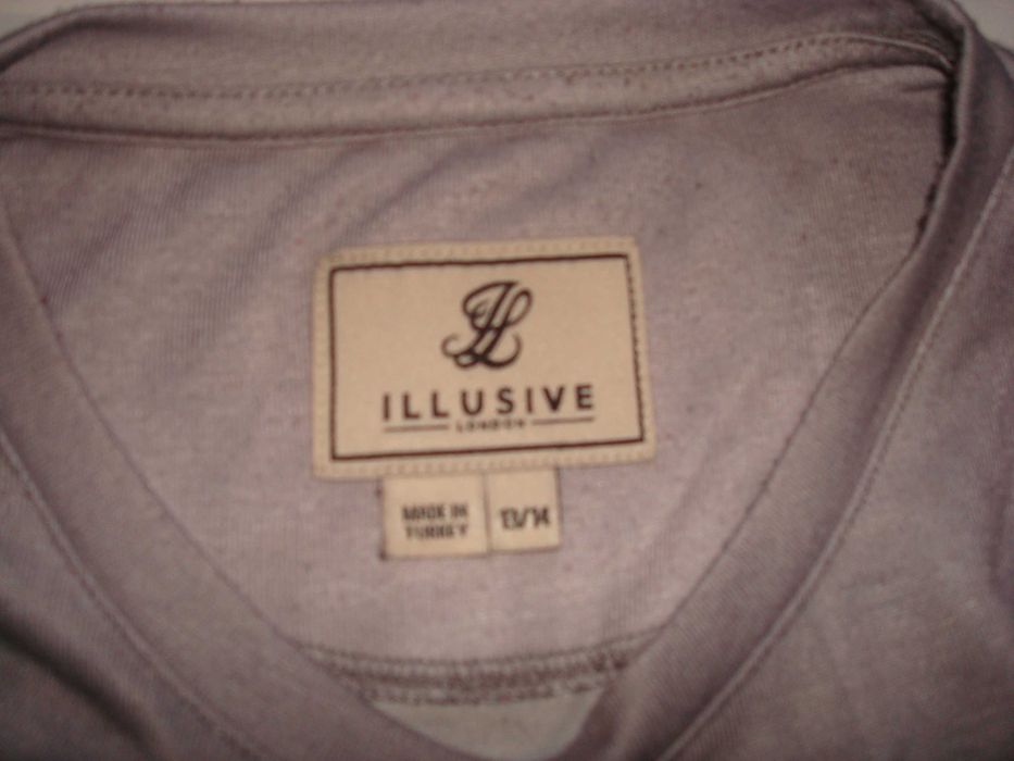 2 T' Shirt ILLUSIVE criança