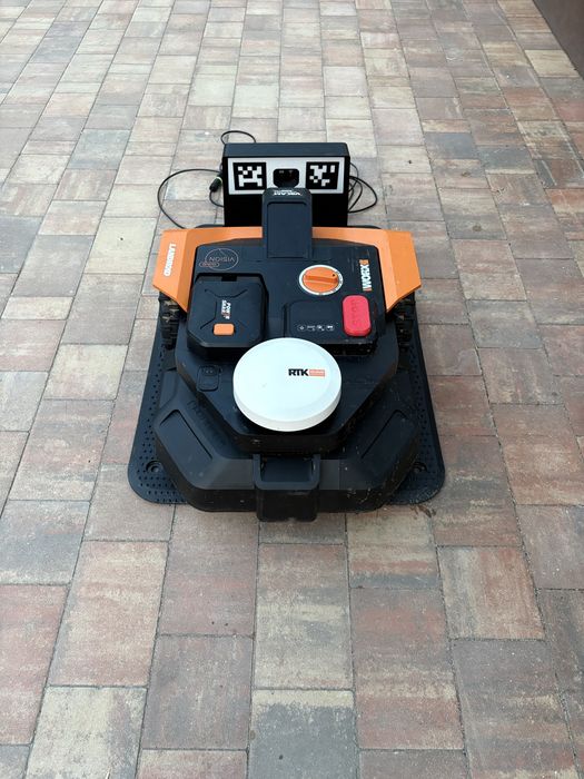 Sprzedam robot koszący Worx Landroid Vision Cloud WR303E
