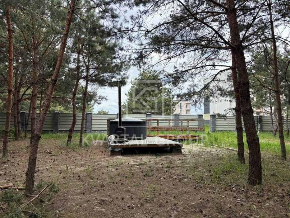 Продаж ділянки в соснову лісі під забудову, 12 соток