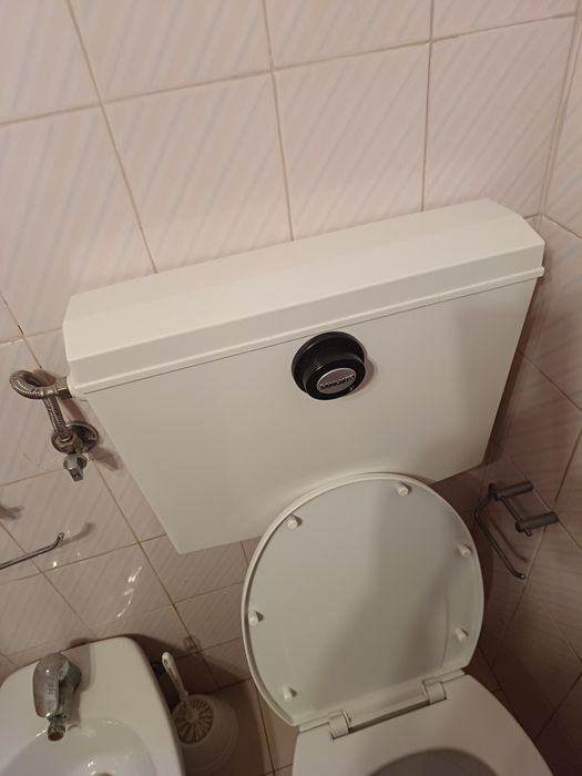 Vendo bidé e sanita completa em excelente estado  novíssima