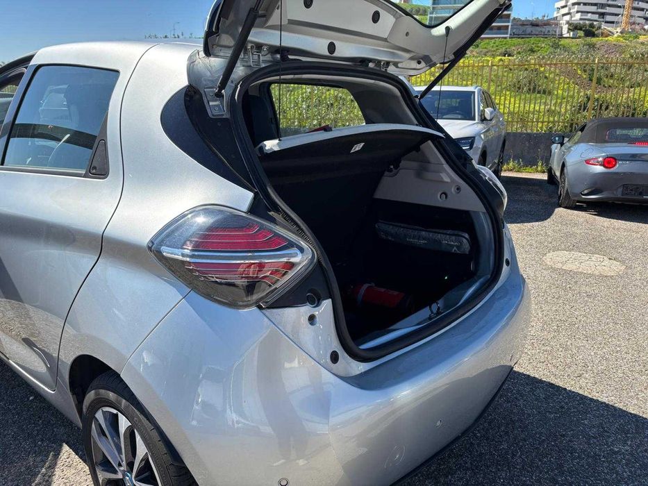 Aluguel TVDE LISBOA (UBER/BOLT) - 24h (ELÉTRICO) - Renault Zoe