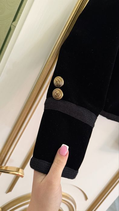 Розкішний жакет Balmain