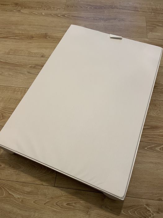 Mata do przewijania Smyk szary przewijak