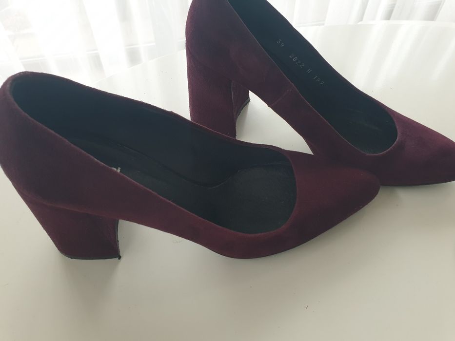 Buty damskie gino Rossi 39