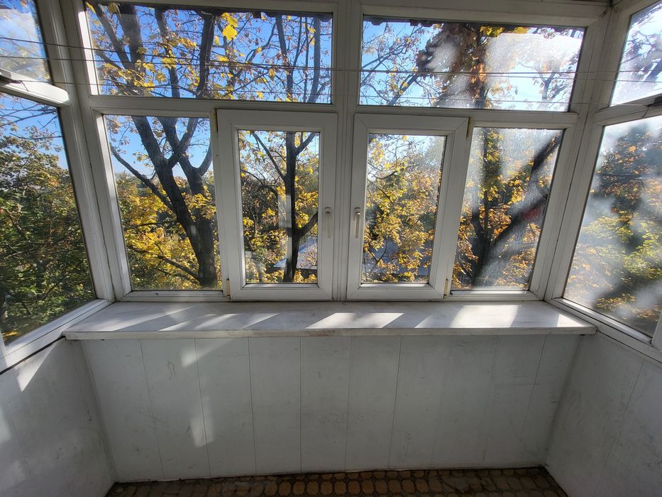 Продам двухкомнатную квартиру. Центр города. Y.A.