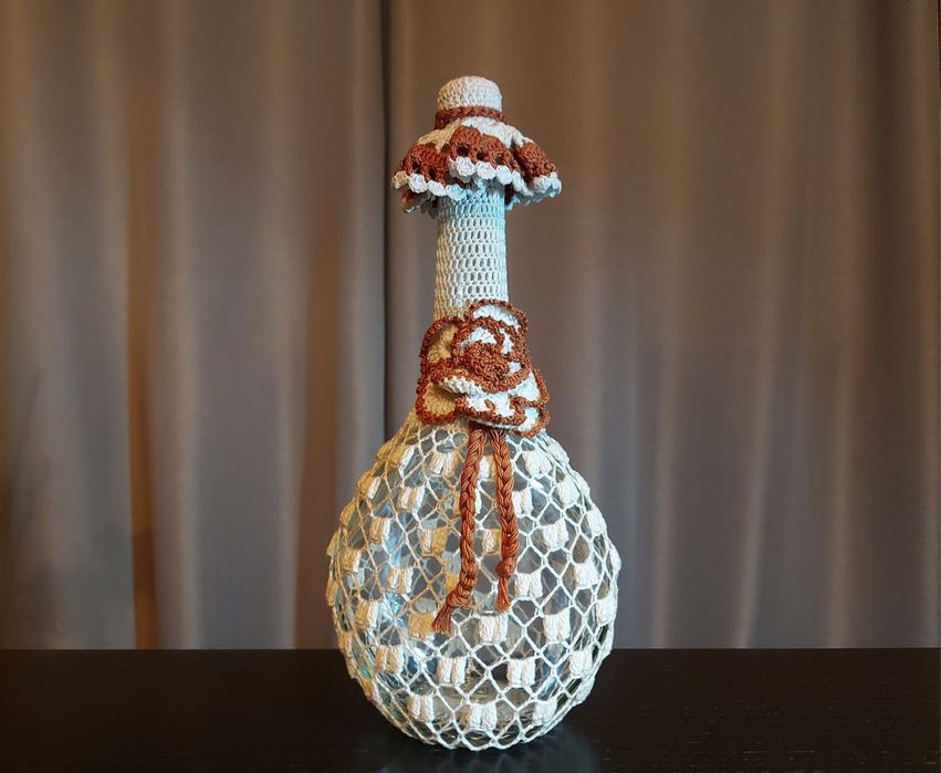 Garrafa decorativa em crochê + 2 copos, feito à mão