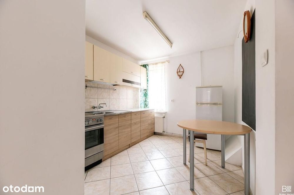 Mieszkanie 65 m² + lokal usługowy 20 m² parter, centrum