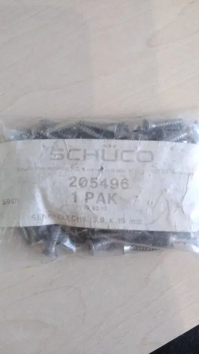 SCHÜCO 205496 | Винт с потайной головкой ST3.9x19. В наличии 5 упаково