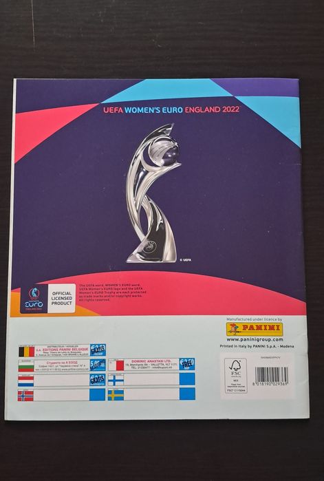 Caderneta nova/vazia de cromos futebol Uefa Euro 2022 da Paninia
