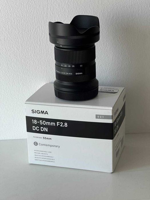 Sigma 18-50mm f/2.8 DC DN Contemporary Canon RF