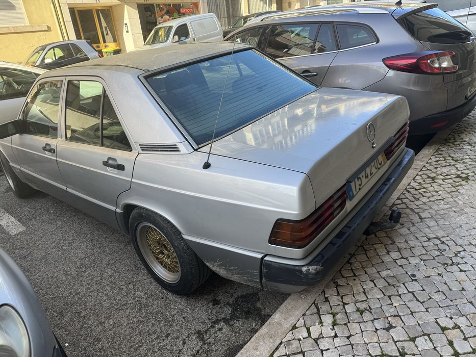 Mercedes 190 d 2.5 caixa de 5 velocidades